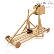 Dřevěný model středověkého trebuchetu